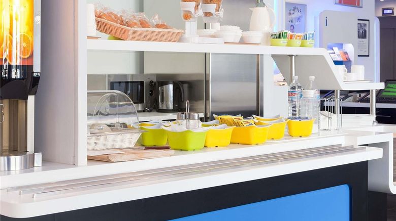 <b>Ibis Budget Dresden City Restaurant</b>. Images powered by <a href="https://iceportal.shijigroup.com/" title="IcePortal" target="_blank">IcePortal</a>.