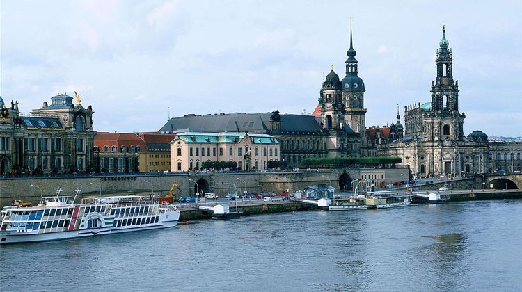 Ibis Budget Dresden City Exterior