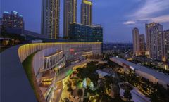 Pullman Jakarta Central Park