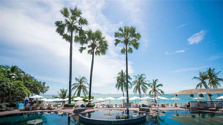 Pullman Pattaya Hotel G Exterior