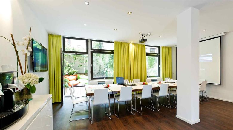 <b>Ibis Styles Frankfurt City Hotel Meeting</b>. Images powered by <a href="https://iceportal.shijigroup.com/" title="IcePortal" target="_blank">IcePortal</a>.