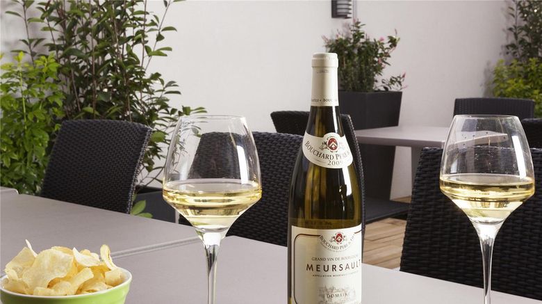 <b>Ibis Styles Beaune Centre Restaurant</b>. Images powered by <a href="https://iceportal.shijigroup.com/" title="IcePortal" target="_blank">IcePortal</a>.