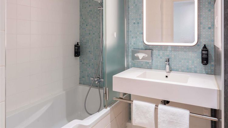 Ibis Styles Paris Porte d'Orleans Room