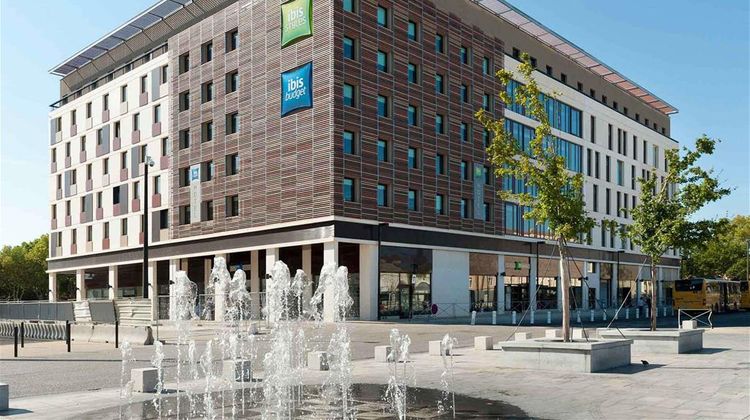 Ibis Styles Nimes Gare Centre Exterior