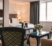Hotel Cour du Corbeau Room