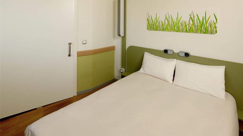 <b>Ibis Budget Lleida Room</b>. Images powered by <a href="https://iceportal.shijigroup.com/" title="IcePortal" target="_blank">IcePortal</a>.
