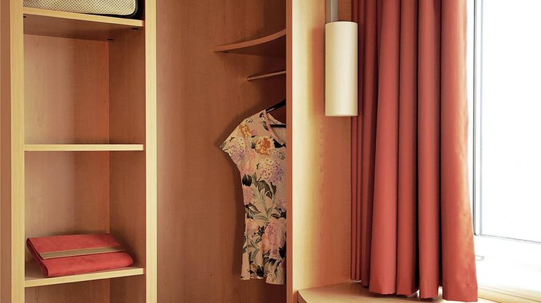 <b>Ibis Lleida Hotel Room</b>. Images powered by <a href="https://iceportal.shijigroup.com/" title="IcePortal" target="_blank">IcePortal</a>.