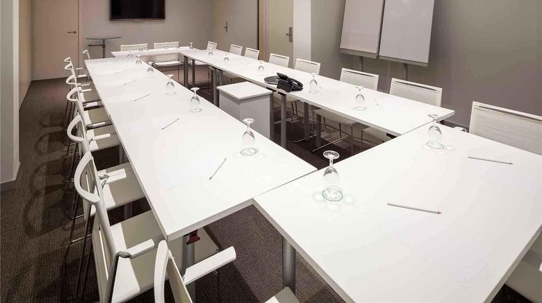 <b>Ibis Lleida Hotel Meeting</b>. Images powered by <a href="https://iceportal.shijigroup.com/" title="IcePortal" target="_blank">IcePortal</a>.