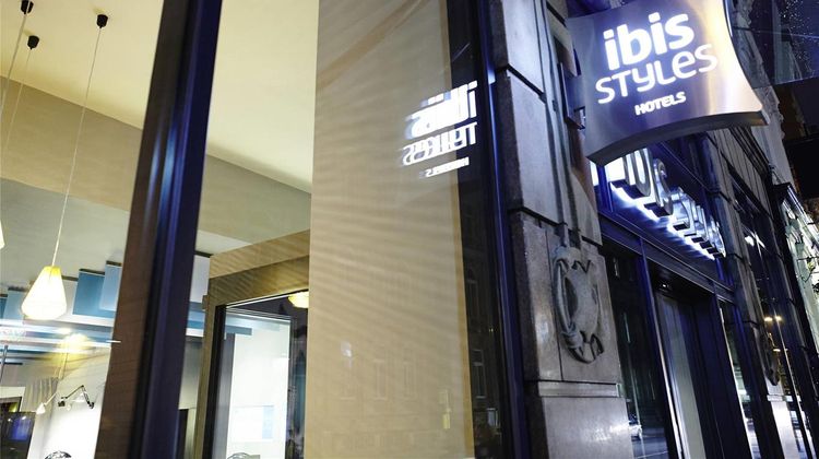 Ibis Style Liverpool Dale St Exterior