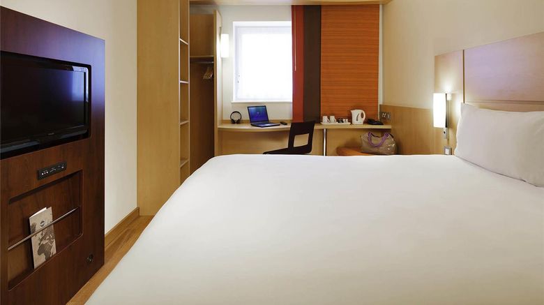 <b>Ibis London Shepherds Bush Room</b>. Images powered by <a href="https://iceportal.shijigroup.com/" title="IcePortal" target="_blank">IcePortal</a>.