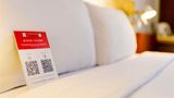 <b>Ibis Cascavel Room</b>. Images powered by <a href="https://iceportal.shijigroup.com/" title="IcePortal" target="_blank">IcePortal</a>.