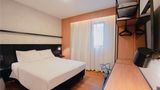 Ibis Curitiba Shopping Room