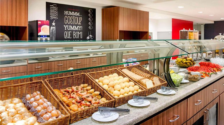 <b>Ibis Curitiba Shopping Restaurant</b>. Images powered by <a href="https://iceportal.shijigroup.com/" title="IcePortal" target="_blank">IcePortal</a>.