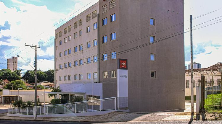 Ibis Jaboticabal Exterior