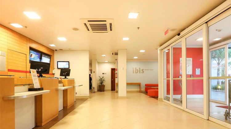 Hotel Ibis Montes Claros Exterior