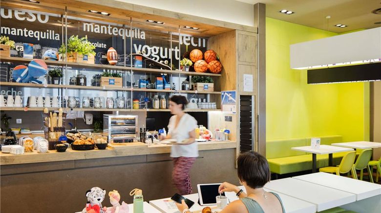<b>Ibis Budget Sevilla Restaurant</b>. Images powered by <a href="https://iceportal.shijigroup.com/" title="IcePortal" target="_blank">IcePortal</a>.