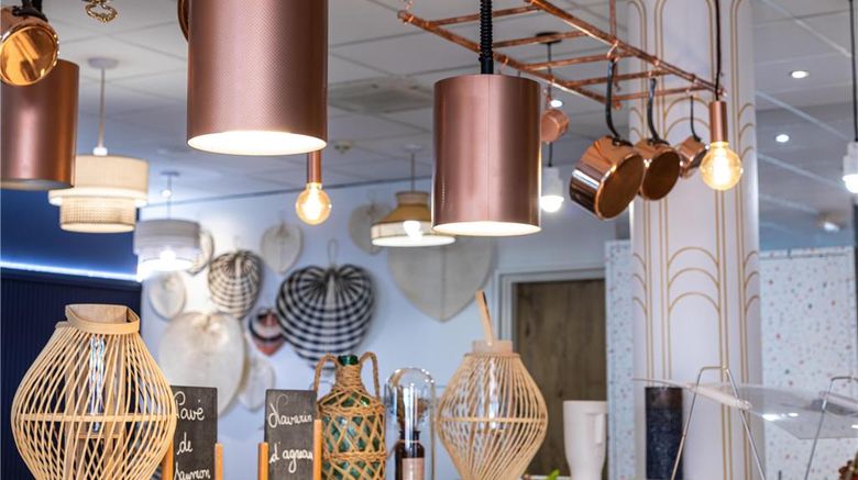 <b>Hotel Ibis Paris Issy Les Moulineaux Restaurant</b>. Images powered by <a href="https://iceportal.shijigroup.com/" title="IcePortal" target="_blank">IcePortal</a>.