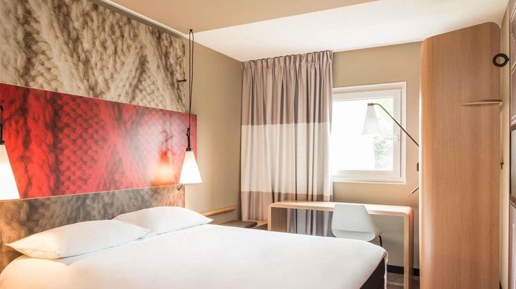 Hotel Ibis Paris Issy Les Moulineaux Exterior