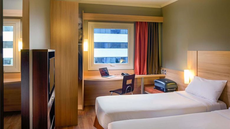 <b>Ibis Santiago Providencia Room</b>. Images powered by <a href="https://iceportal.shijigroup.com/" title="IcePortal" target="_blank">IcePortal</a>.