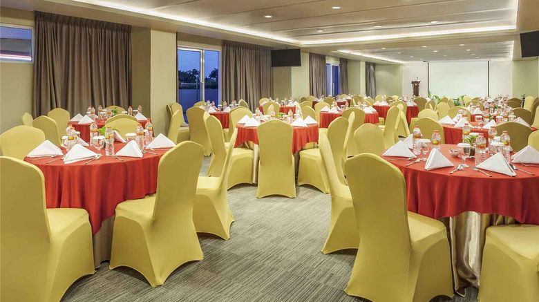 <b>Ibis Surabaya City Center Meeting</b>. Images powered by <a href="https://iceportal.shijigroup.com/" title="IcePortal" target="_blank">IcePortal</a>.