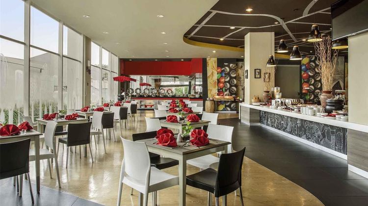 Ibis Surabaya City Center Restaurant