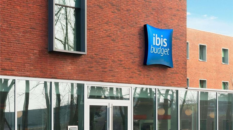 <b>Ibis Budget Brussel South Ruisbr Exterior</b>. Images powered by <a href="https://iceportal.shijigroup.com/" title="IcePortal" target="_blank">IcePortal</a>.