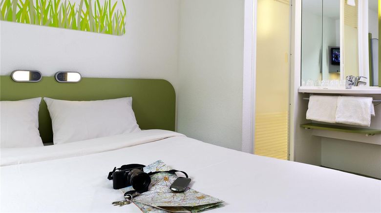 <b>Ibis Budget Brussel South Ruisbr Room</b>. Images powered by <a href="https://iceportal.shijigroup.com/" title="IcePortal" target="_blank">IcePortal</a>.