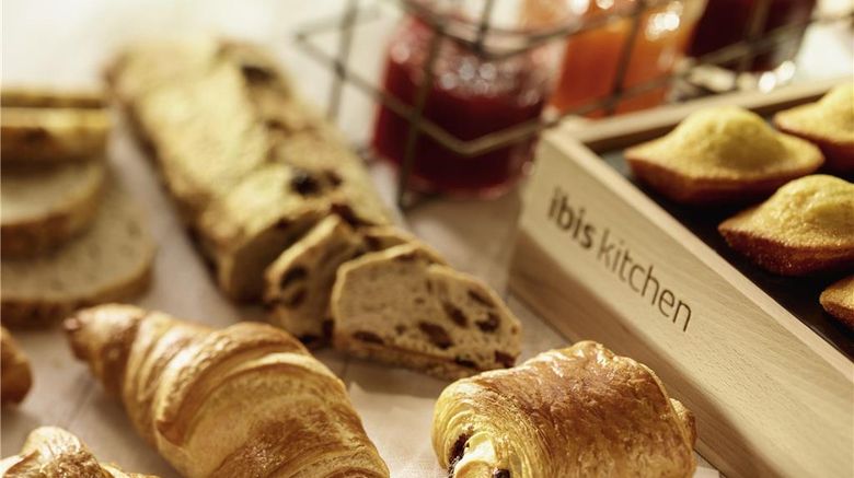 <b>Ibis Delemont Restaurant</b>. Images powered by <a href="https://iceportal.shijigroup.com/" title="IcePortal" target="_blank">IcePortal</a>.