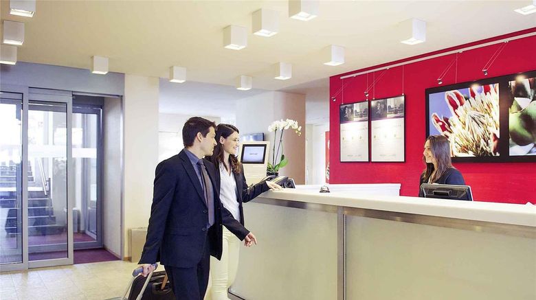 <b>Mercure Milano Solari Exterior</b>. Images powered by <a href="https://iceportal.shijigroup.com/" title="IcePortal" target="_blank">IcePortal</a>.