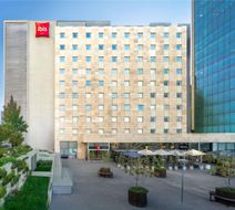 Ibis Santiago Las Condes Exterior