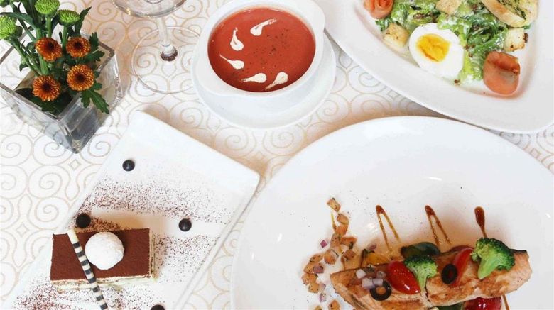 <b>Pullman - Zhangjiajie Restaurant</b>. Images powered by <a href="https://iceportal.shijigroup.com/" title="IcePortal" target="_blank">IcePortal</a>.