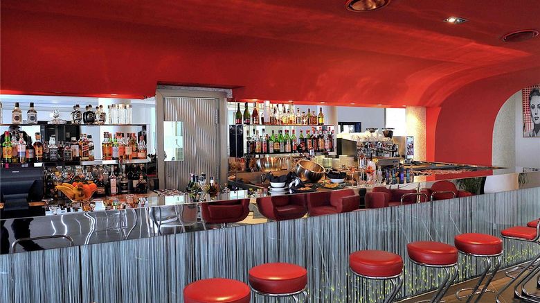 <b>Mercure Olbia Hermaea Restaurant</b>. Images powered by <a href="https://iceportal.shijigroup.com/" title="IcePortal" target="_blank">IcePortal</a>.