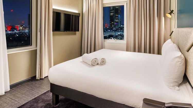 Ibis London Blackfriars Room