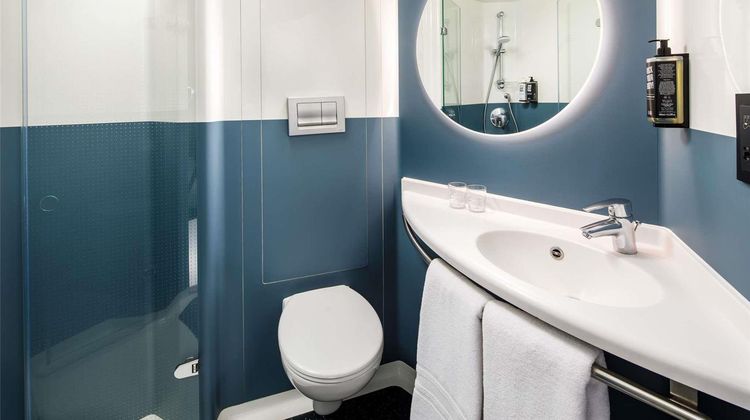 Ibis London Blackfriars Room
