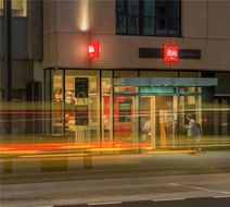 Ibis London Blackfriars Exterior