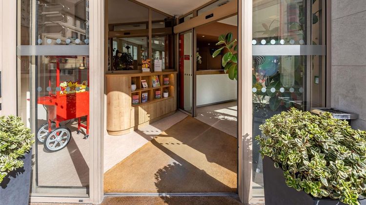 Ibis Styles Marseille Castellane Exterior