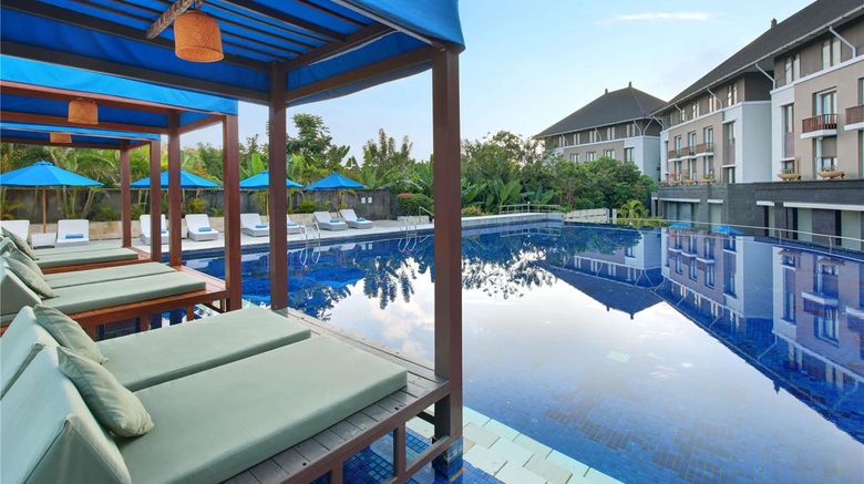 <b>Mercure Bali Nusa Dua Pool</b>. Images powered by <a href="https://iceportal.shijigroup.com/" title="IcePortal" target="_blank">IcePortal</a>.