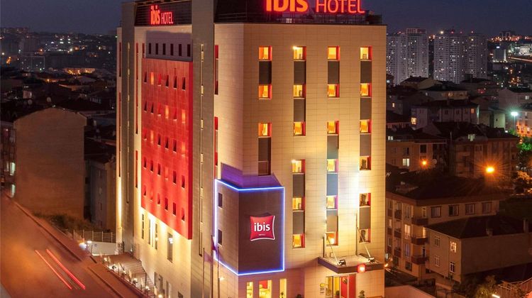 Ibis Istanbul Esenyurt Exterior