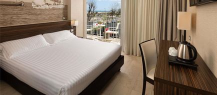 Mercure Rimini Lungomare Room