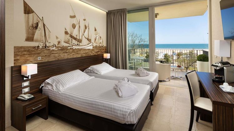 Mercure Rimini Lungomare Room