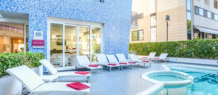 Mercure Rimini Lungomare Exterior