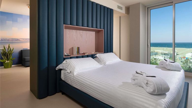 <b>Mercure Rimini Artis Room</b>. Images powered by <a href="https://iceportal.shijigroup.com/" title="IcePortal" target="_blank">IcePortal</a>.