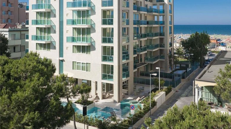 <b>Mercure Rimini Artis Pool</b>. Images powered by <a href="https://iceportal.shijigroup.com/" title="IcePortal" target="_blank">IcePortal</a>.