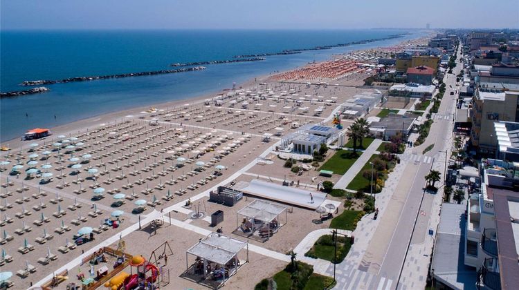 Mercure Rimini Artis Pool