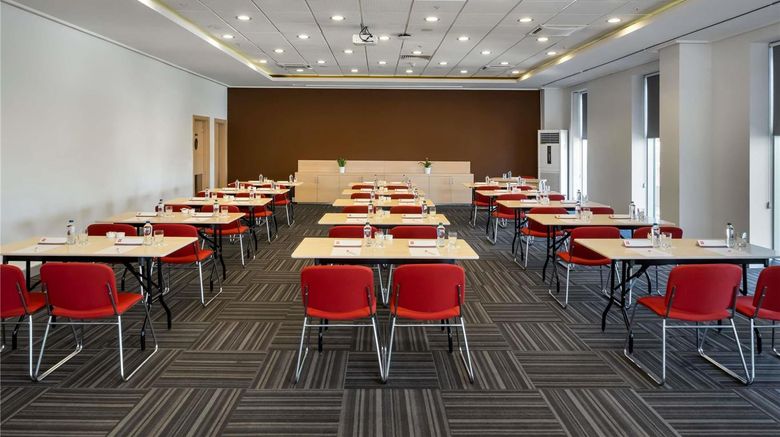 <b>Ibis Adana Hotel Meeting</b>. Images powered by <a href="https://iceportal.shijigroup.com/" title="IcePortal" target="_blank">IcePortal</a>.