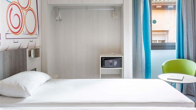 Ibis Styles Madrid Prado Exterior
