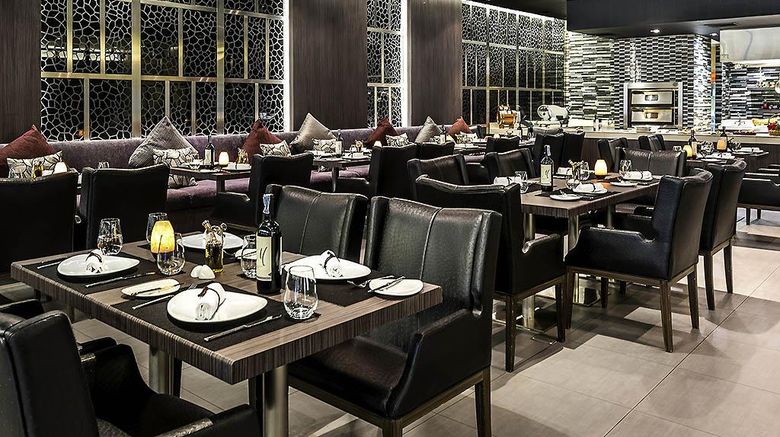 <b>Novotel Bangkok Impact Restaurant</b>. Images powered by <a href="https://iceportal.shijigroup.com/" title="IcePortal" target="_blank">IcePortal</a>.