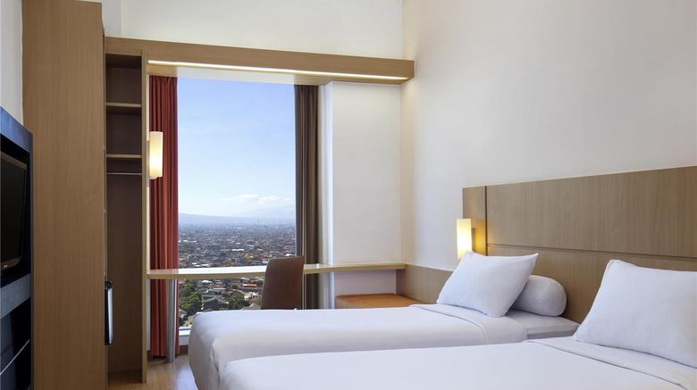 <b>Ibis Bandung Supermal Room</b>. Images powered by <a href="https://iceportal.shijigroup.com/" title="IcePortal" target="_blank">IcePortal</a>.