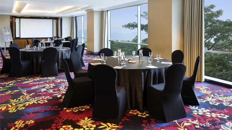 Ibis Bandung Supermal Meeting