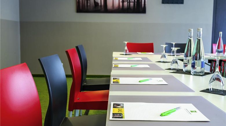 <b>Ibis Styles Karlsruhe Ettlingen Meeting</b>. Images powered by <a href="https://iceportal.shijigroup.com/" title="IcePortal" target="_blank">IcePortal</a>.